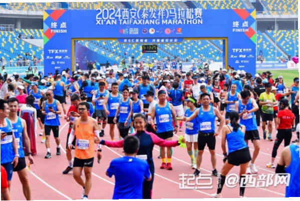 田径西安马拉松作为国内热门赛事，吸引无数跑者参与